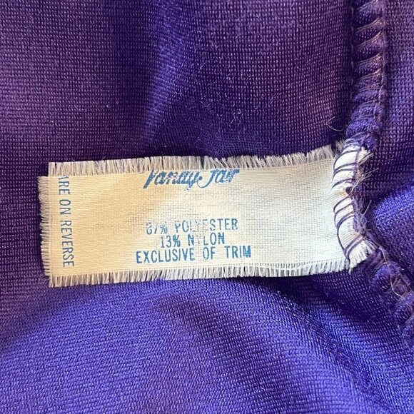 Vtg Vanity Fair Long Robe M Purple Floral Velour Quilted Housecoat Grannycore - Picture 12 of 12